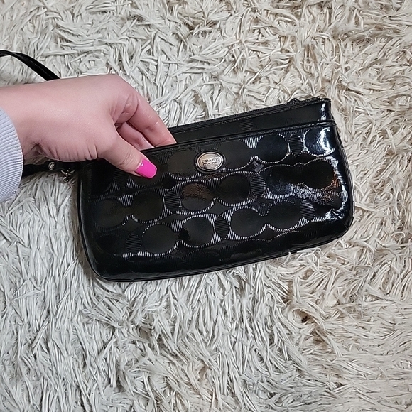 Coach Wristlet Mini Purse Clutch Wrislet Bag Black C Logo Silver Tone Hardware - Picture 5 of 14